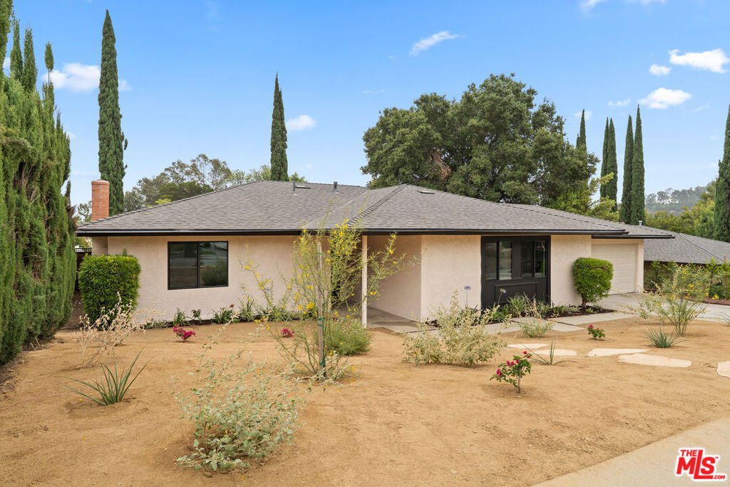 House in Altadena, California, United States 2 - 18245012