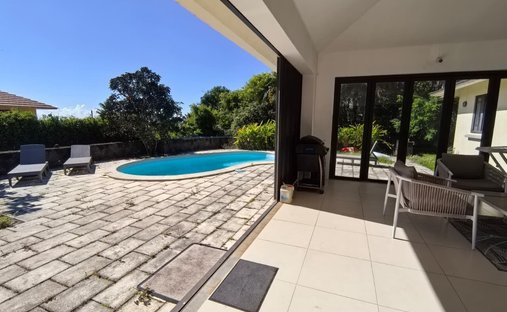 Villa in Plaine Des Papayes, Pamplemousses District, Mauritius 1