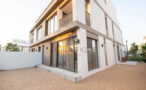 Villa in Tilal Al Ghaf, Dubai, United Arab Emirates 1