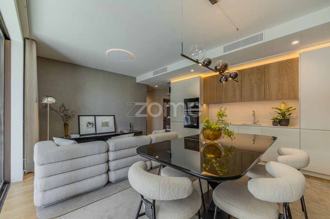 Apartment in Santa Marinha e Sao Pedro da Afurada, Porto District, Portugal 1 - 18246300