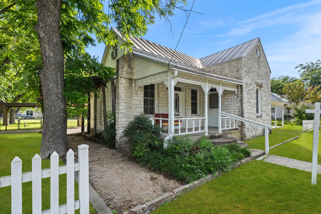 House in Fredericksburg, Texas, United States 2 - 18239712
