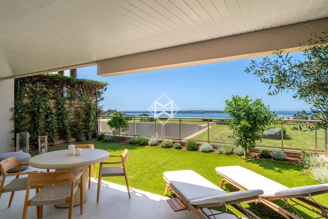 Apartment in Cannes, Provence-Alpes-Côte d'Azur, France 2 - 18239362