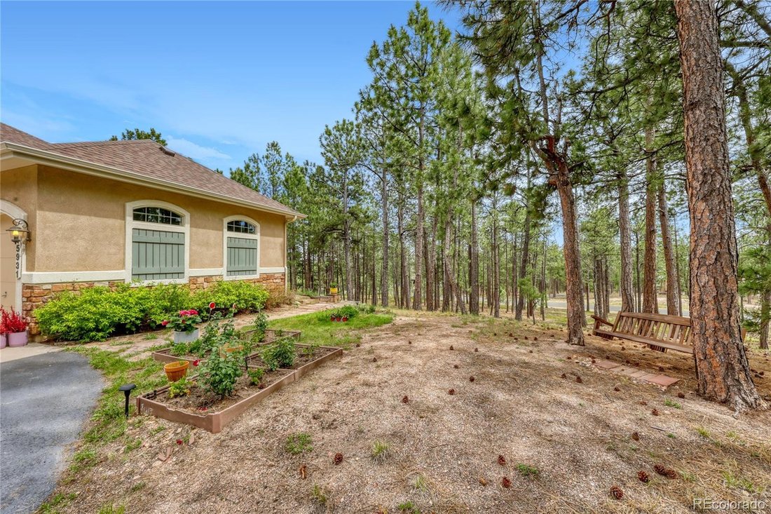 House in Colorado Springs, Colorado, United States 4 - 18162435