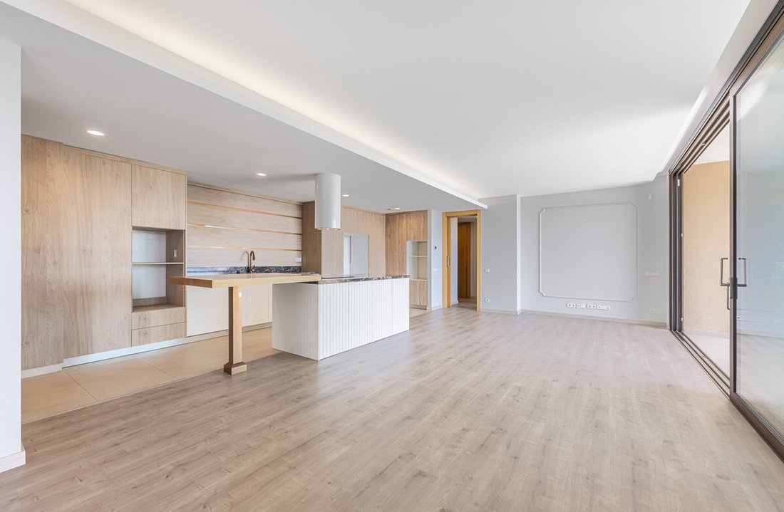 Apartment in Benahavis, Andalusia, Spain 5 - 18238455