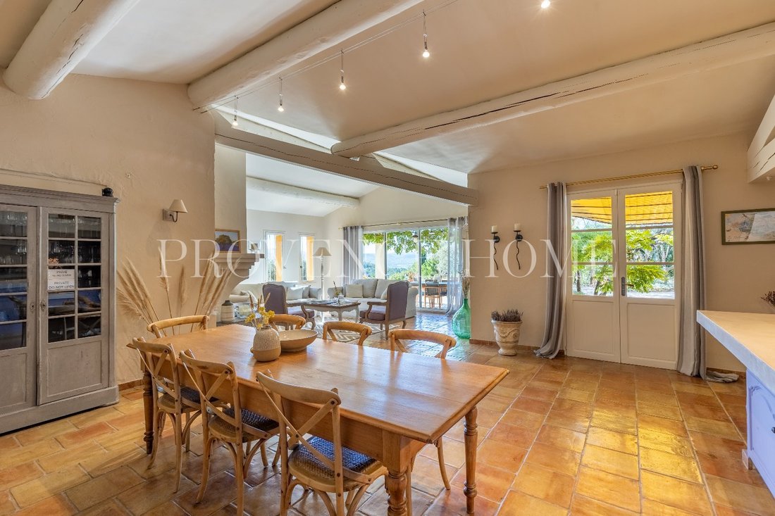 Estate in Roussillon, Provence-Alpes-Côte d'Azur, France 3 - 18130815