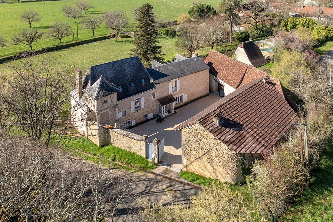 Villa in Cubjac, Cubjac-Auvezere-Val d'Ans, France 1 - 18245989