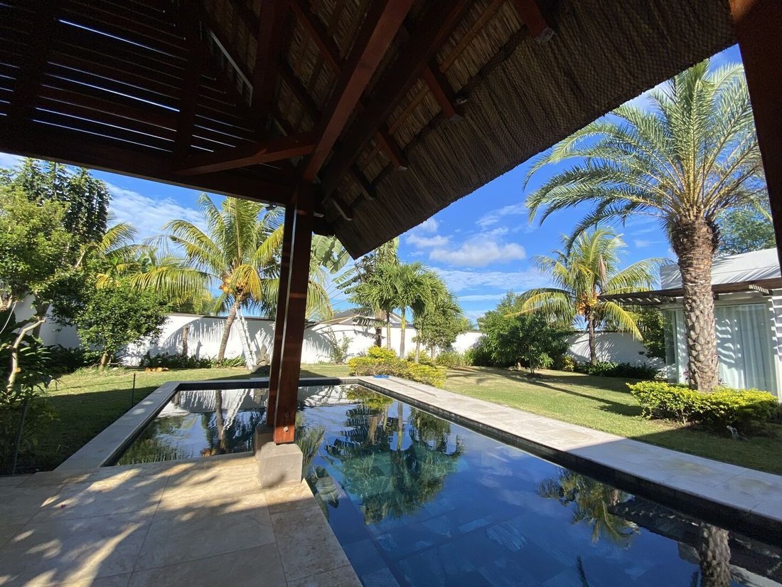 Villa in Grand Baie, Rivière du Rempart District, Mauritius 3 - 18237954