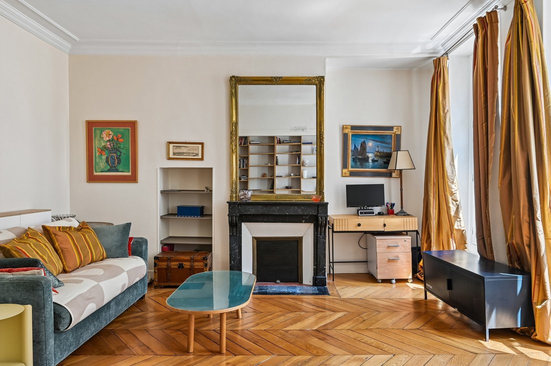 Apartment in Hoche-Friedland, Paris 8e Arrondissement, Paris 2 - 18238654