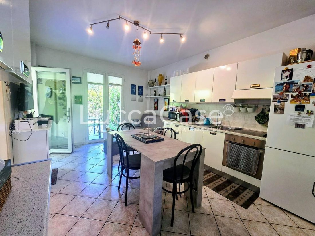 Appartement à Pietrasanta, Toscane, Italie 5 - 18236235