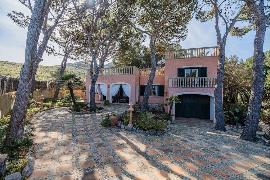 Villa in Pollenca, Balearic Islands, Spain 4 - 18236162