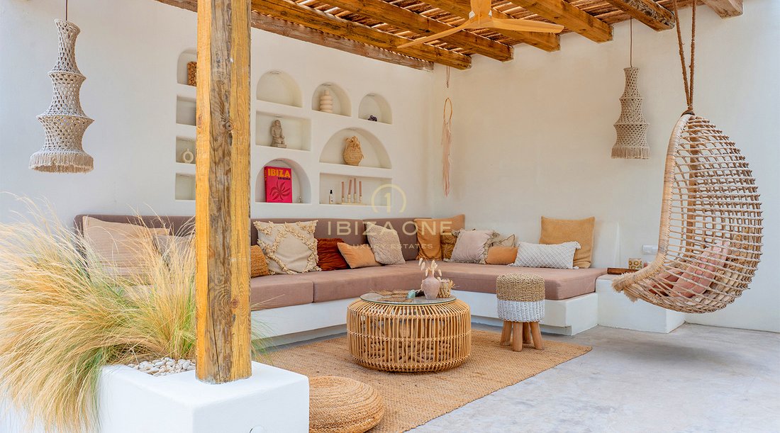 Villa in Sant Agusti des Vedra, Sant Josep de sa Talaia, Balearic Islands 3 - 17532458