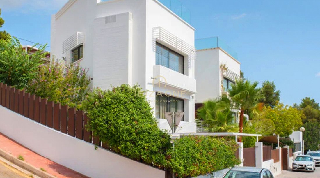 Villa in Santa Eularia des Riu, Balearic Islands, Spain 4 - 17531560