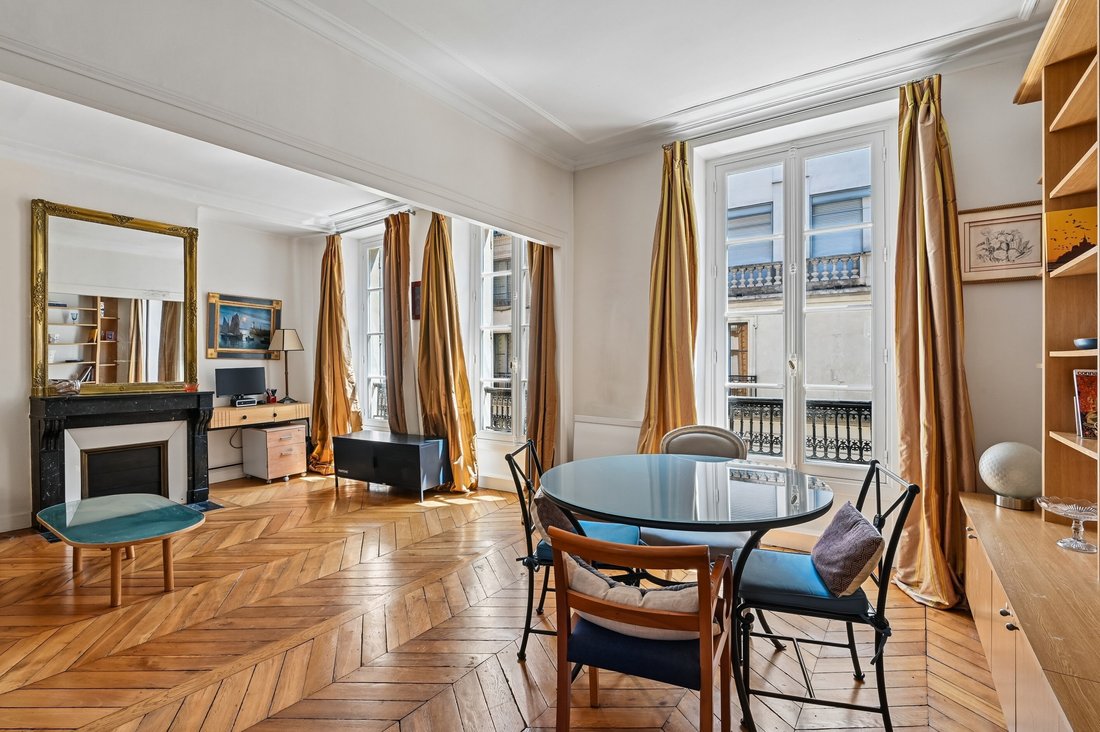 Apartment in Hoche-Friedland, Paris 8e Arrondissement, Paris 1 - 18238654