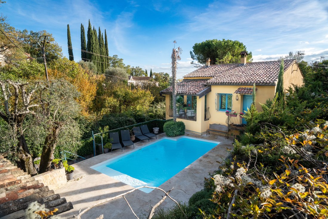House in Tourrettes-sur-Loup, Provence-Alpes-Côte d'Azur, France 1 - 18243995