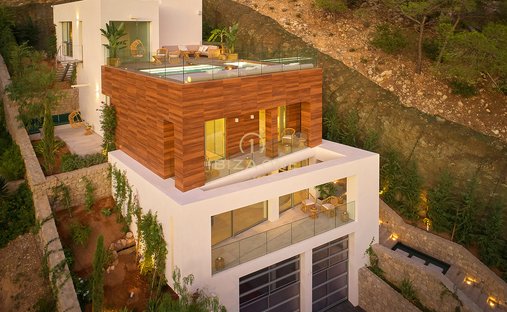 Villa in Cala Llonga, Ibiza, Santa Eularia des Riu, Balearic Islands 1