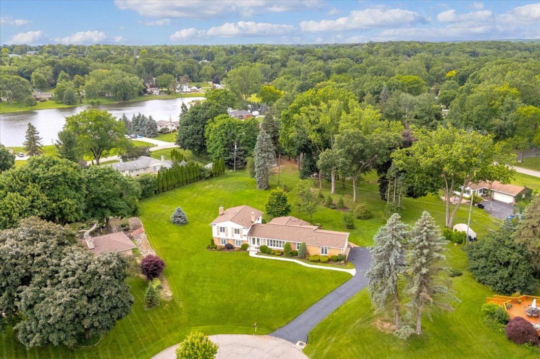 House in Troy, Michigan, United States 2 - 18239685
