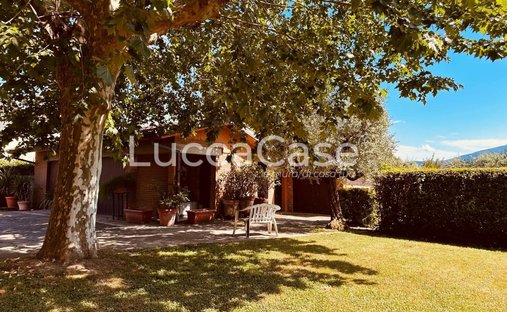 Villa in Center, Capannori, Tuscany 1