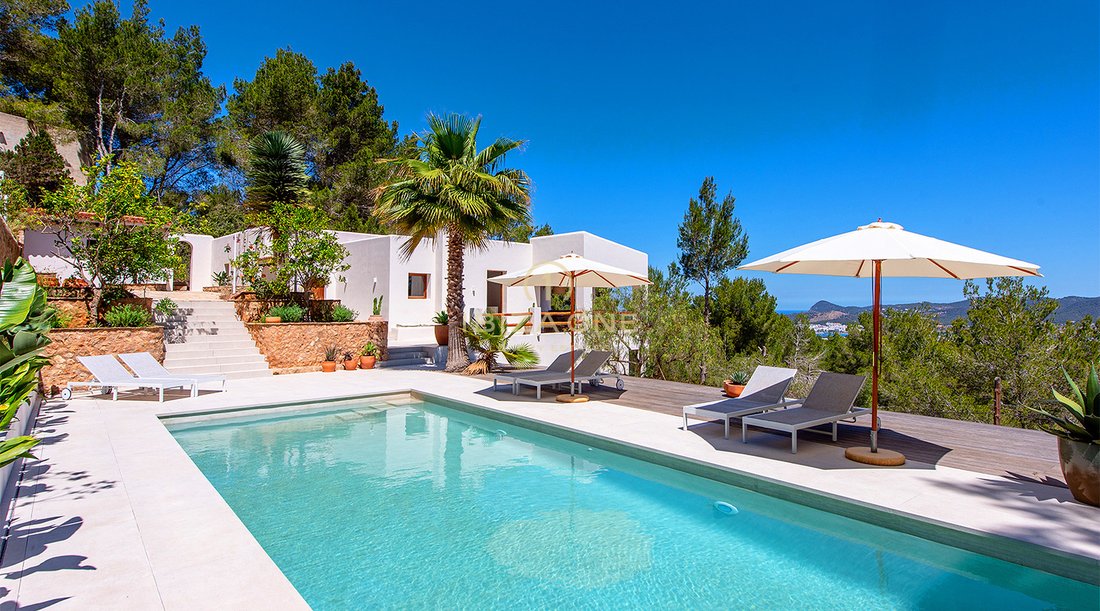 Villa in Sant Agusti des Vedra, Sant Josep de sa Talaia, Balearic Islands 2 - 18243295