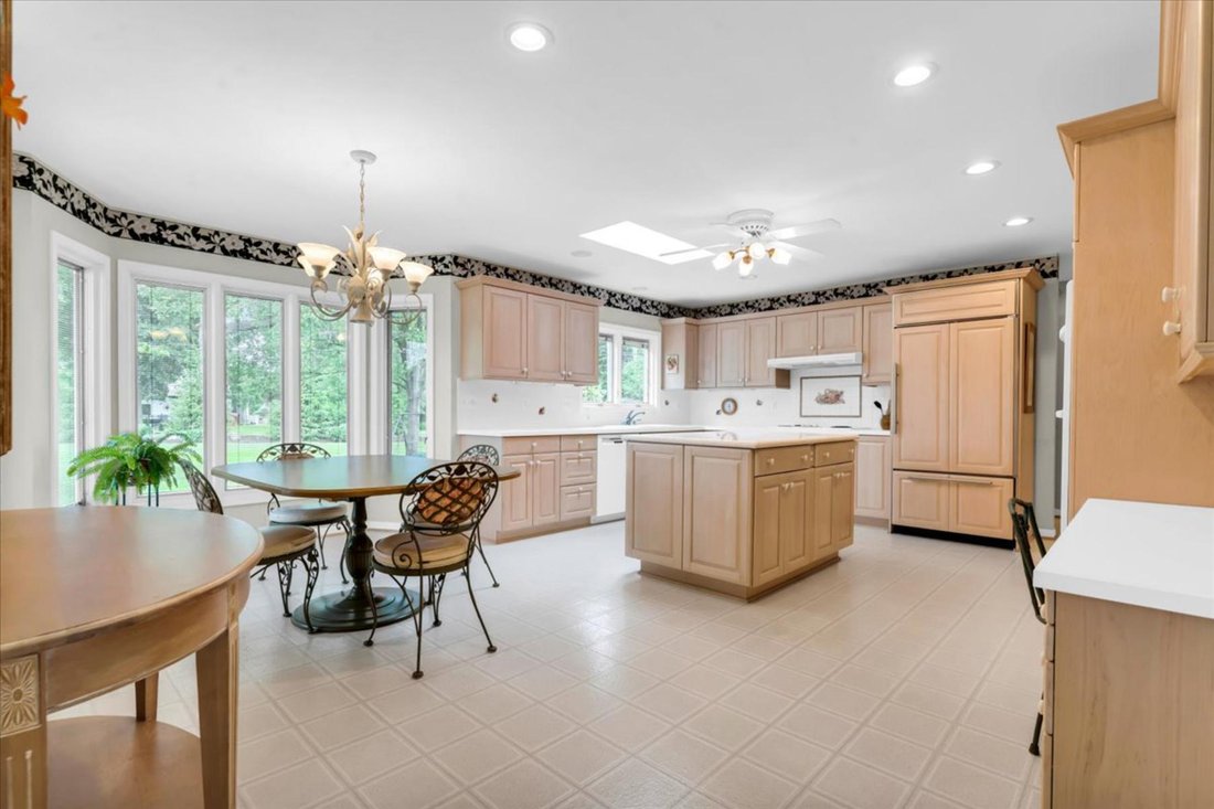 House in Troy, Michigan, United States 4 - 18239685