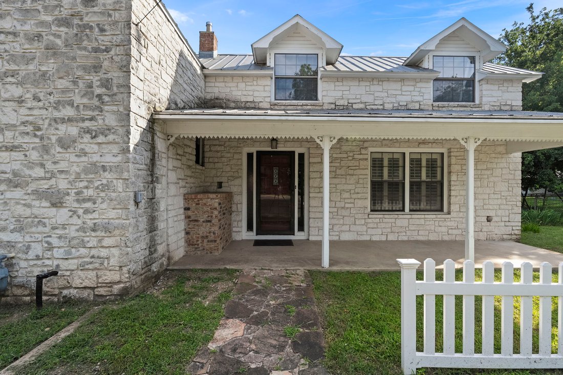 House in Fredericksburg, Texas, United States 4 - 18239712