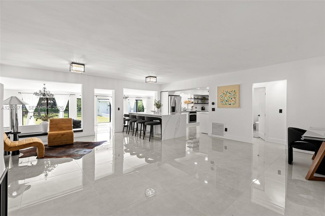 House in Miami, Florida, United States 5 - 18235748