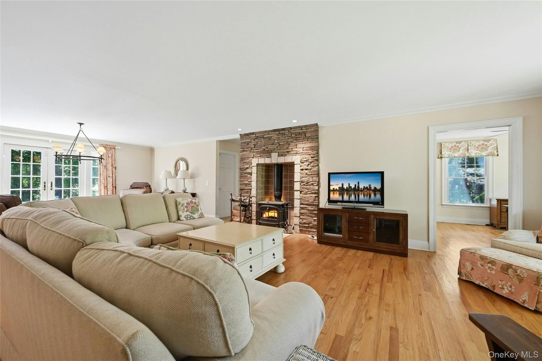 House in Southold, New York, United States 5 - 18239658