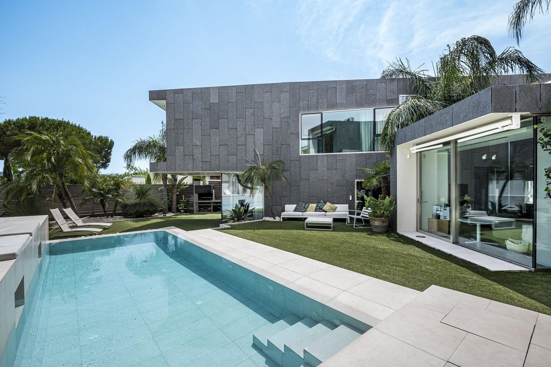 Villa in Sant Cugat del Valles, Catalonia, Spain 2 - 18241823