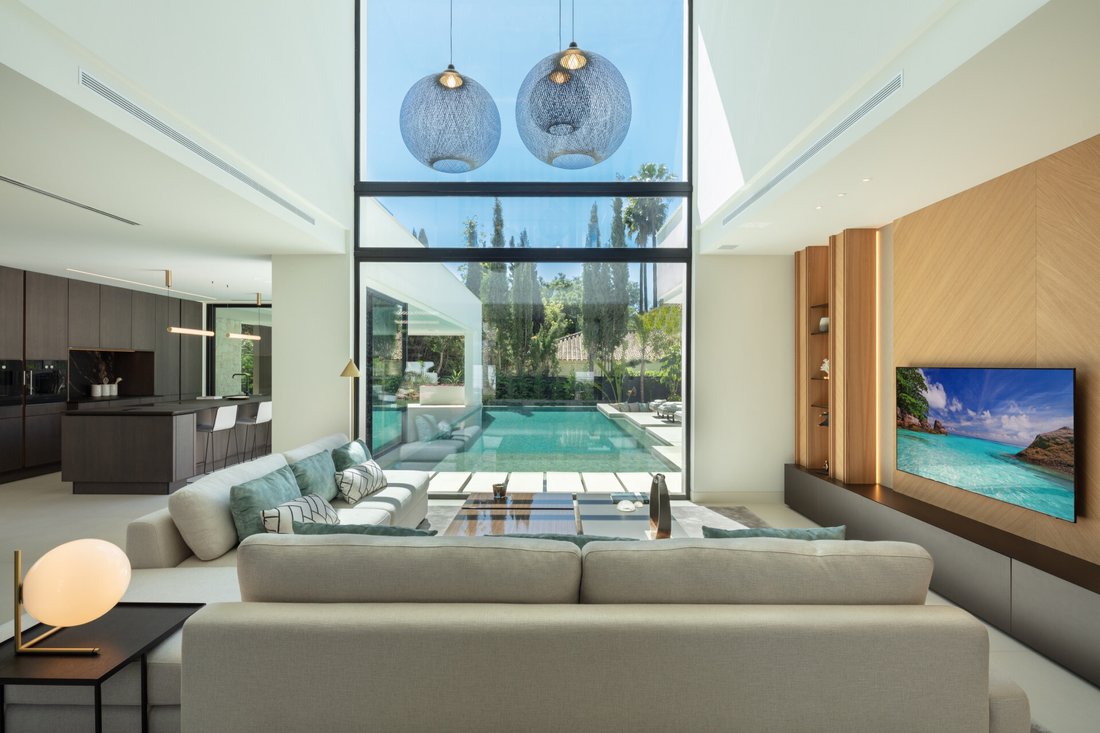 Villa in Puerto Banus, Marbella, Spain 4 - 18236230