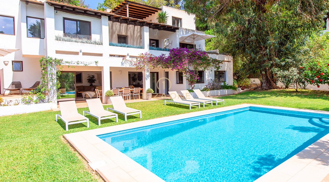 Villa in Can Furnet, Santa Eularia des Riu, Balearic Islands 3 - 17532196