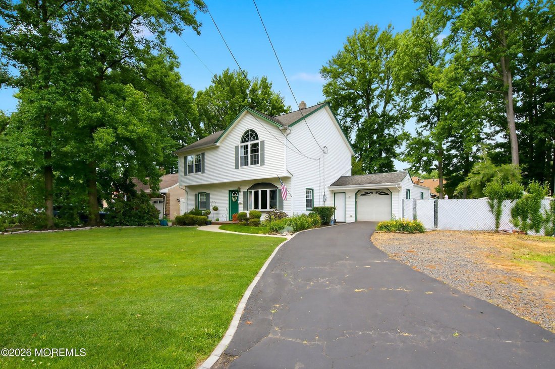 Woodbridge Township, New Jersey, United States 1 - 18246346