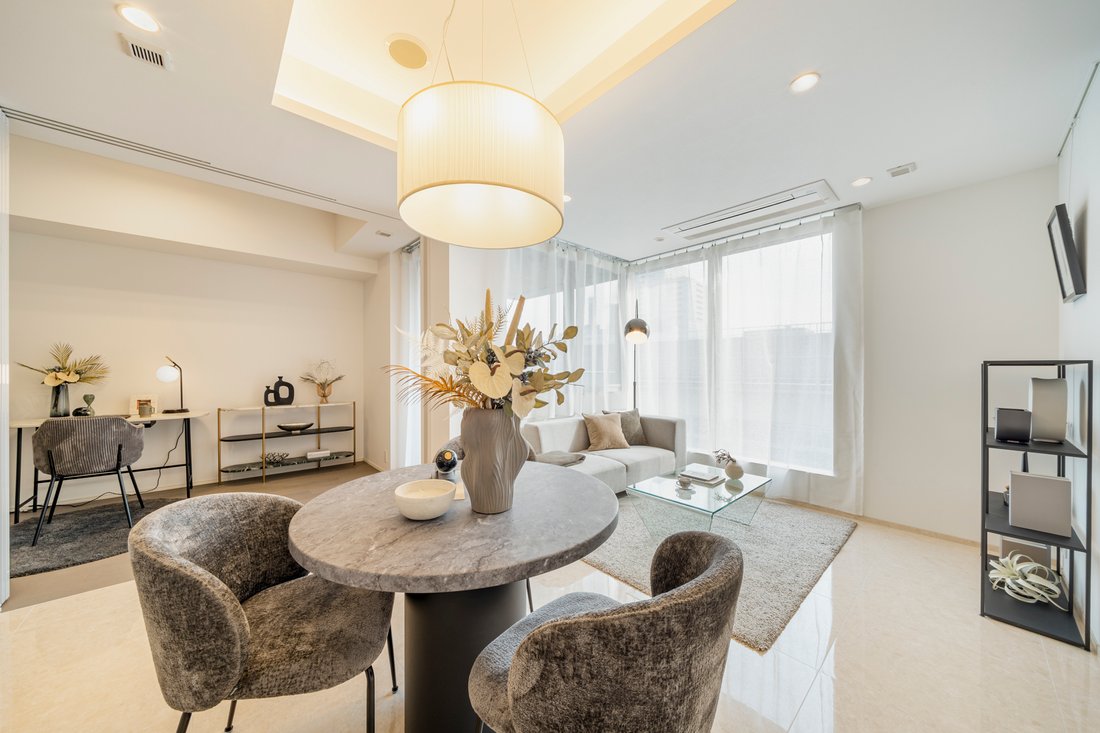 Condominio a Chiyoda, Tokyo, Giappone 1 - 18244135