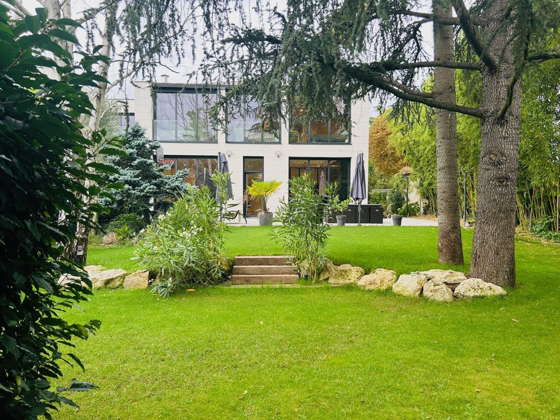 Villa in La Varenne, Saint-Maur-des-Fossés, France 3 - 18246927