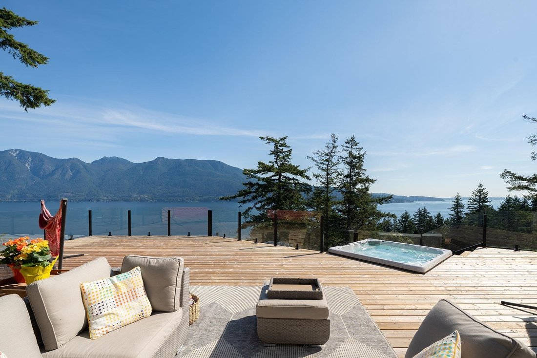 House in Bowen Island, British Columbia, Canada 5 - 18247739