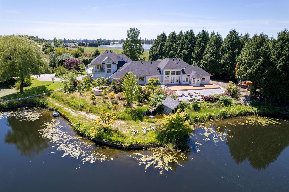 House in Pitt Meadows, British Columbia, Canada 1 - 18248093