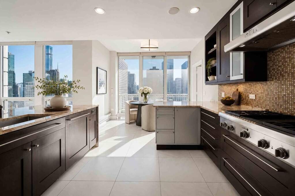 Condo in Chicago, Illinois, United States 5 - 18247236