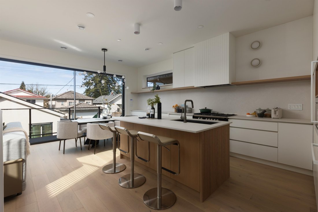 House in Vancouver, British Columbia, Canada 4 - 18247306