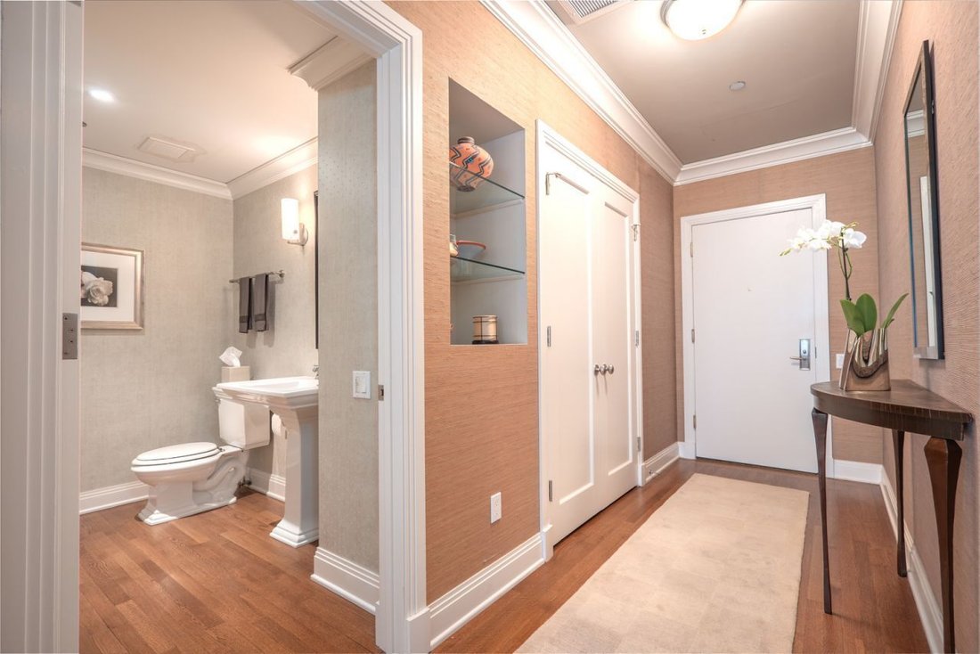 House in Chicago, Illinois, United States 4 - 18246766