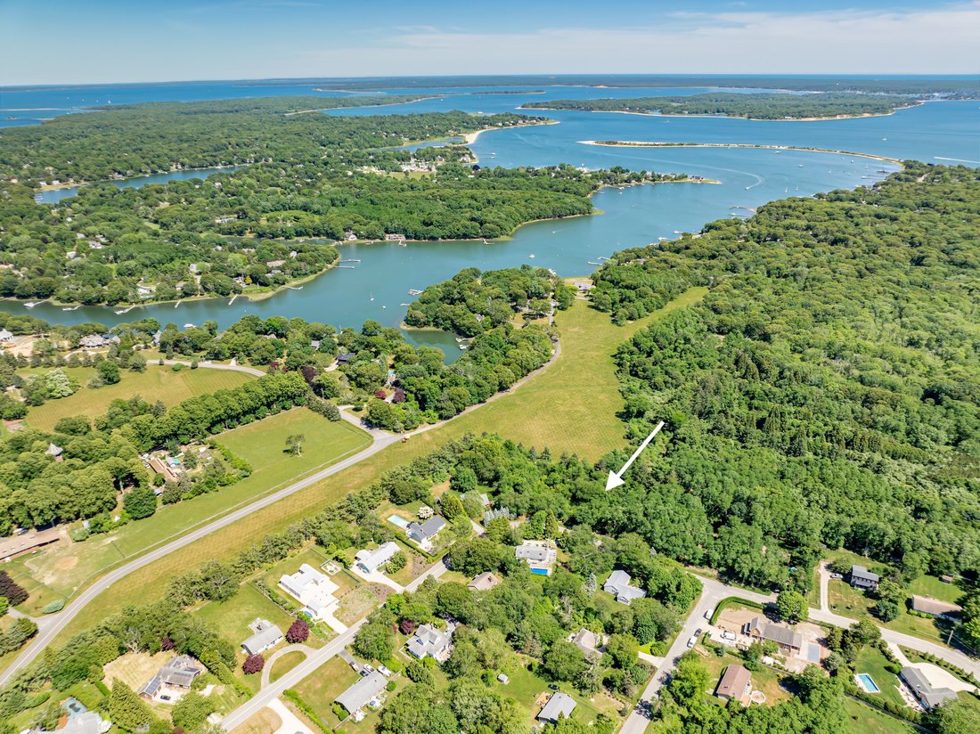 Shelter Island Heights, New York, United States 4 - 18246555