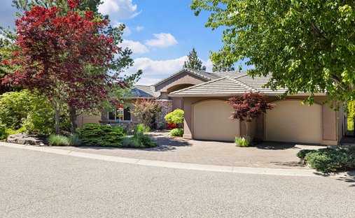 House in Kelowna, British Columbia, Canada 1