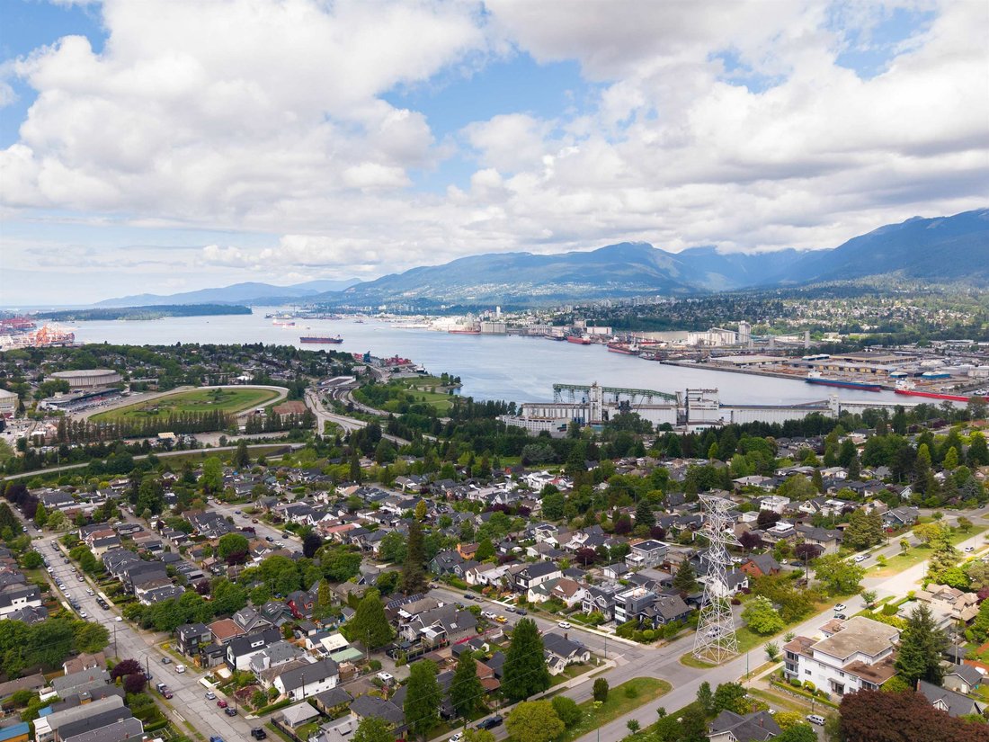 House in Vancouver, British Columbia, Canada 1 - 18247427