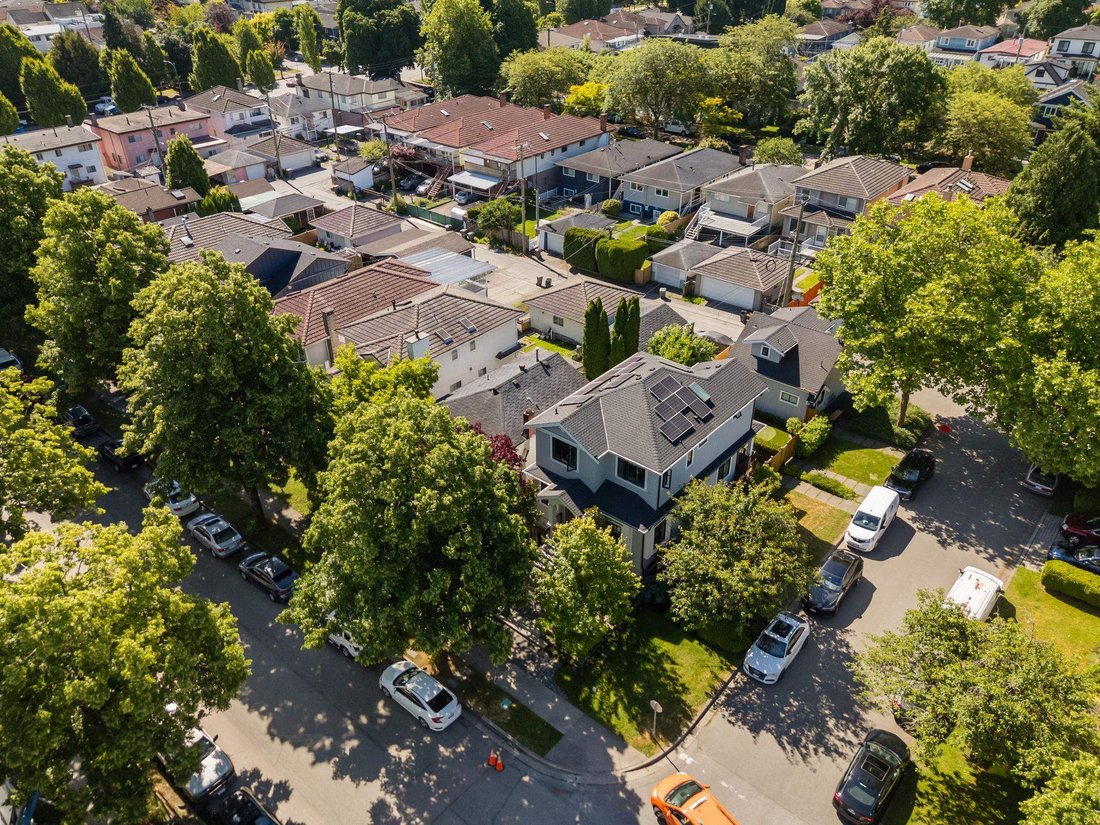 House in Vancouver, British Columbia, Canada 4 - 18248127