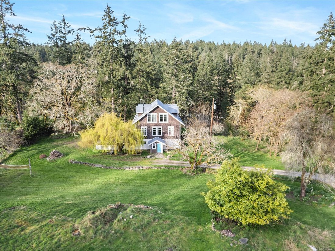 House in Fernwood, British Columbia, Canada 2 - 18247506
