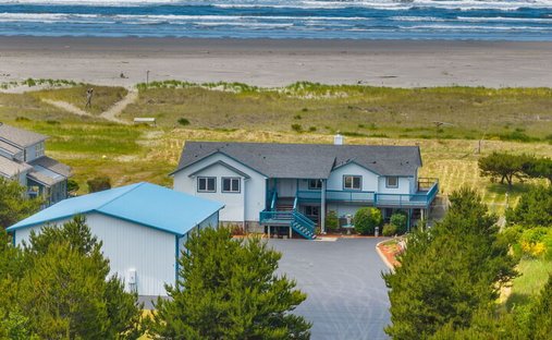 House in Grayland, Washington, United States 1