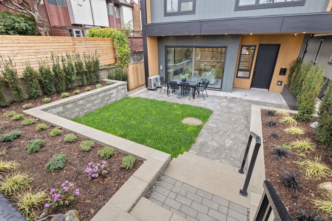 House in Vancouver, British Columbia, Canada 3 - 18247935