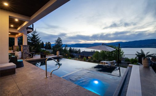 House in Kelowna, British Columbia, Canada 1