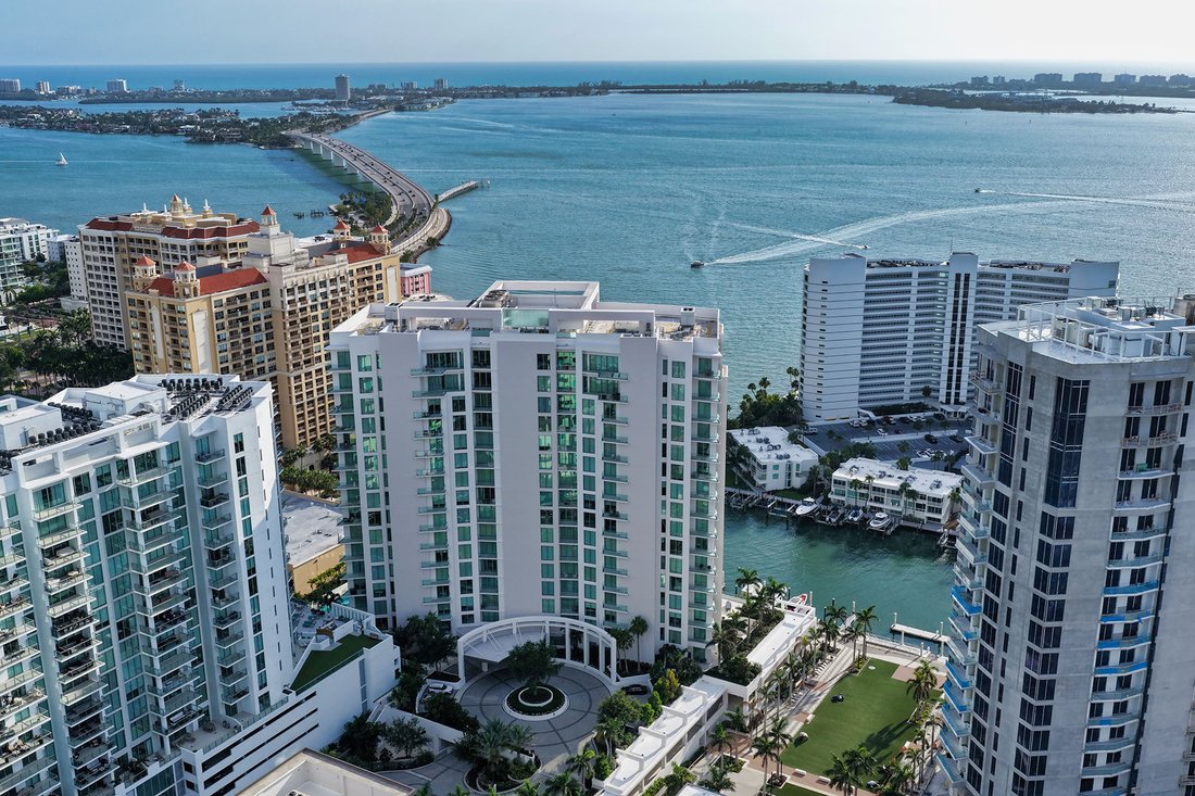 Condo in Sarasota, Florida, United States 1 - 18246898