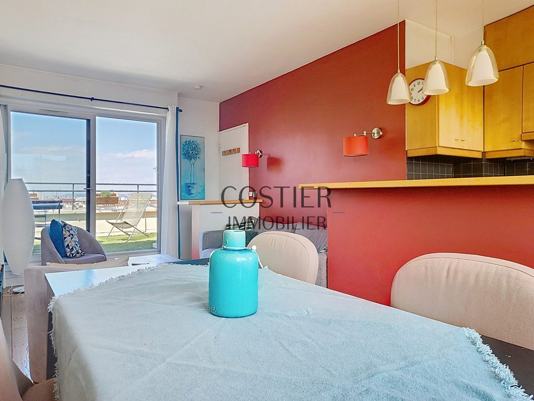 Apartment in La Fourche-Guy Môquet, Paris 17e Arrondissement, Paris 2 - 18247069