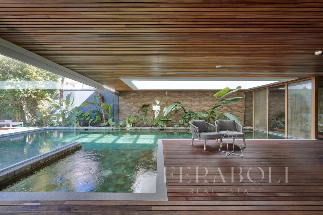 Penthouse in Avenidas Novas, Lisbon, Portugal 1 - 18247493