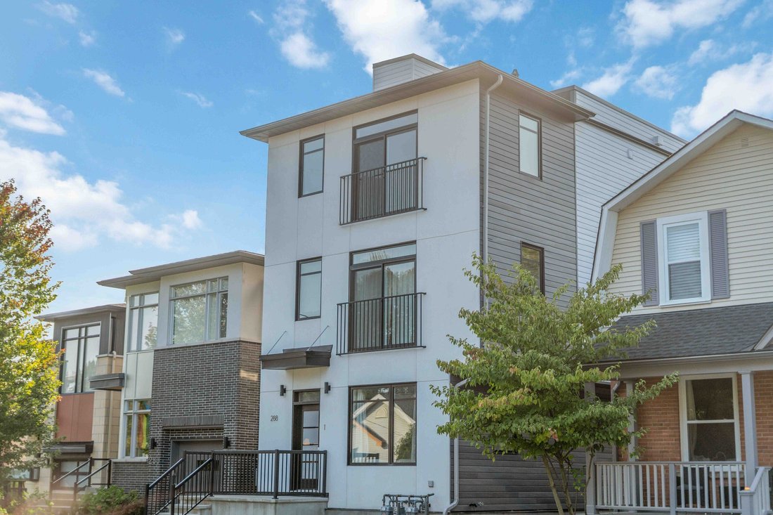 House in Ottawa, Ontario, Canada 3 - 18247321