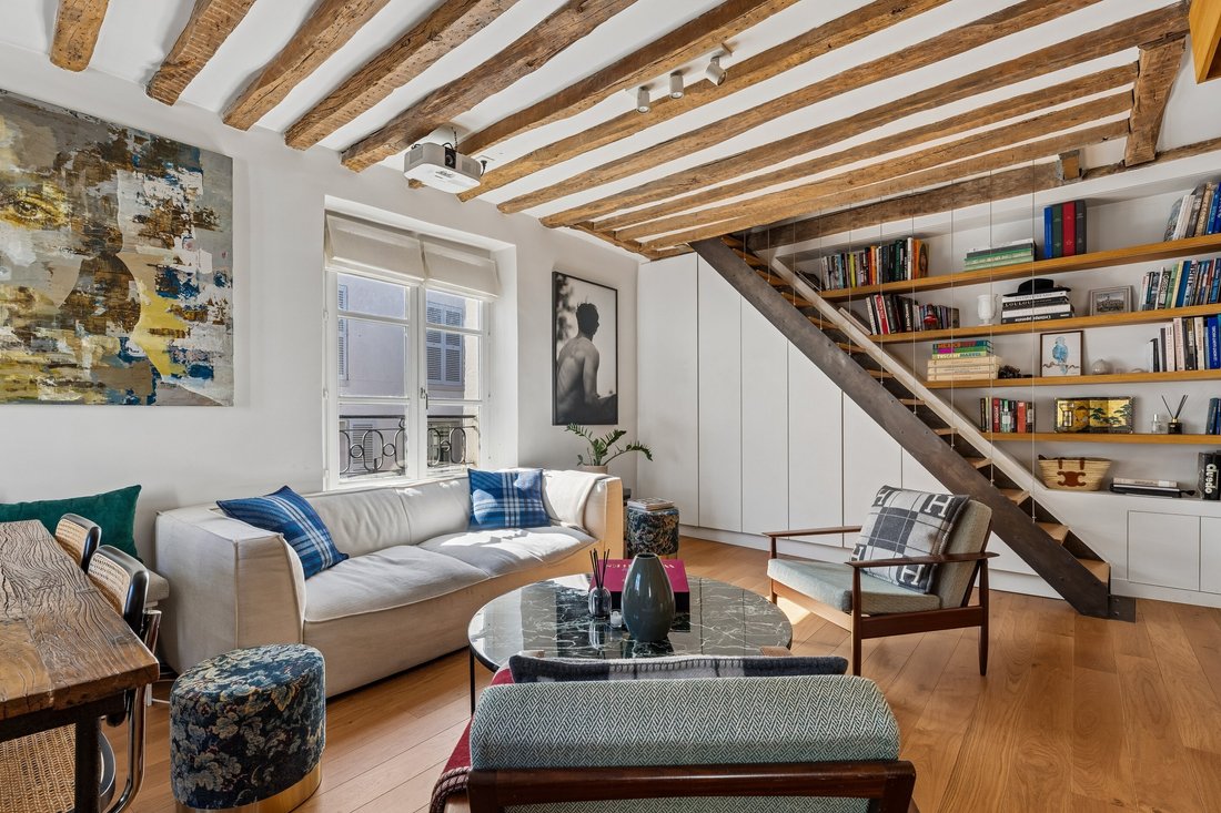Apartment in Amiraux-Simplon-Poissonniers, Paris 18e Arrondissement, Paris 1 - 18247323